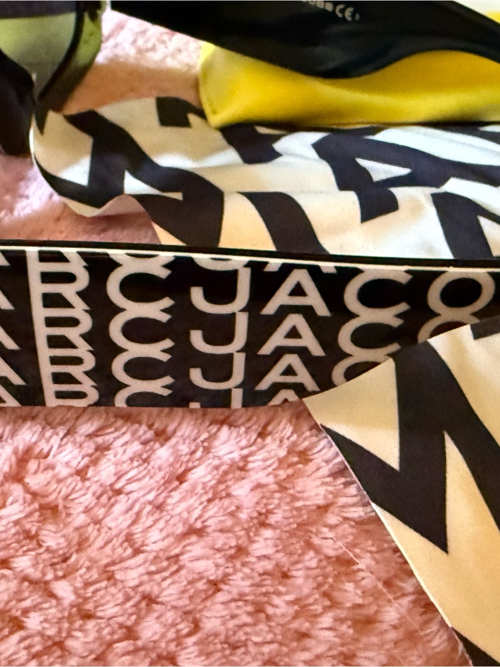Marc Jacobs Black and White Logo Frame Sunglasses - Picture 3 of 5